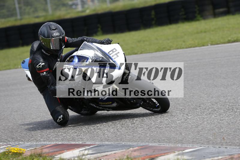 /Archiv-2024/29 12.06.2024 MOTO.CH Track Day ADR/Gruppe gelb/48